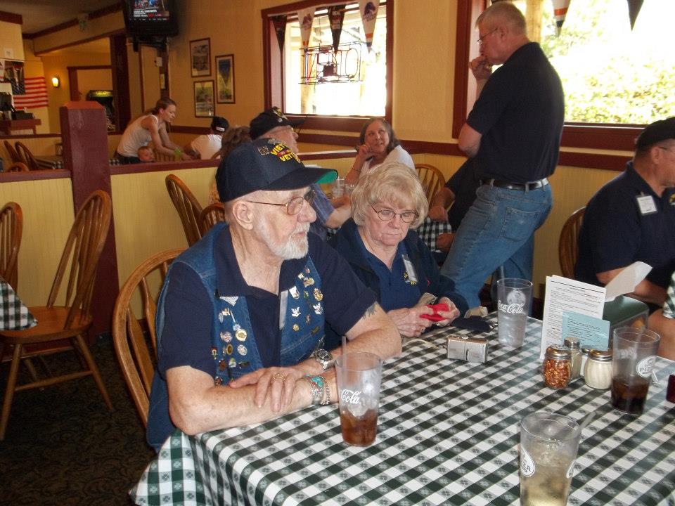 2012 Lunch-03