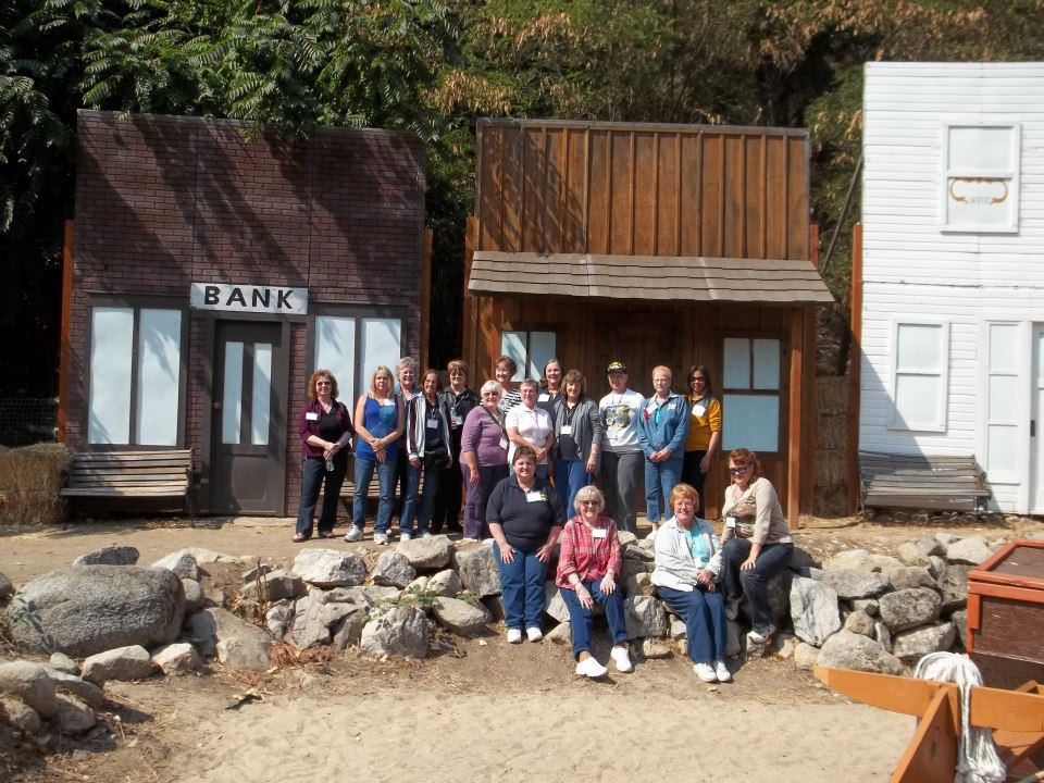 2012 Train Group-04