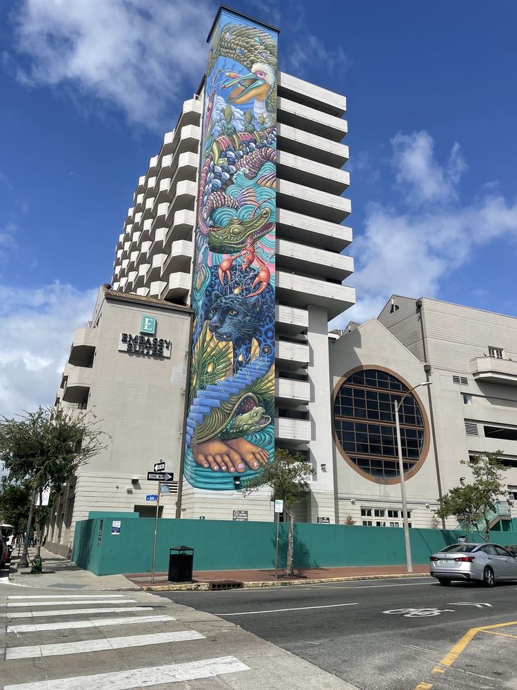 Hotel photo side