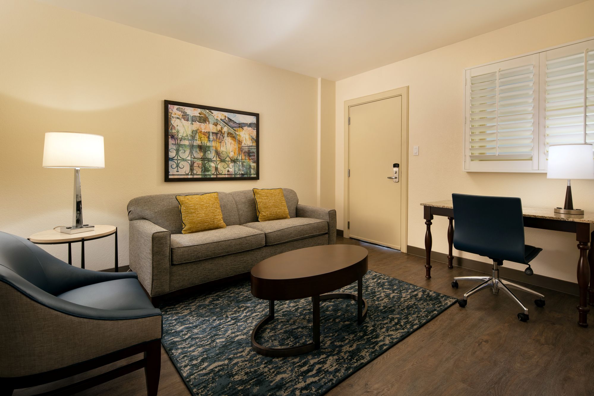 MSYCCES_Standard_Suite_Living_RoomResized