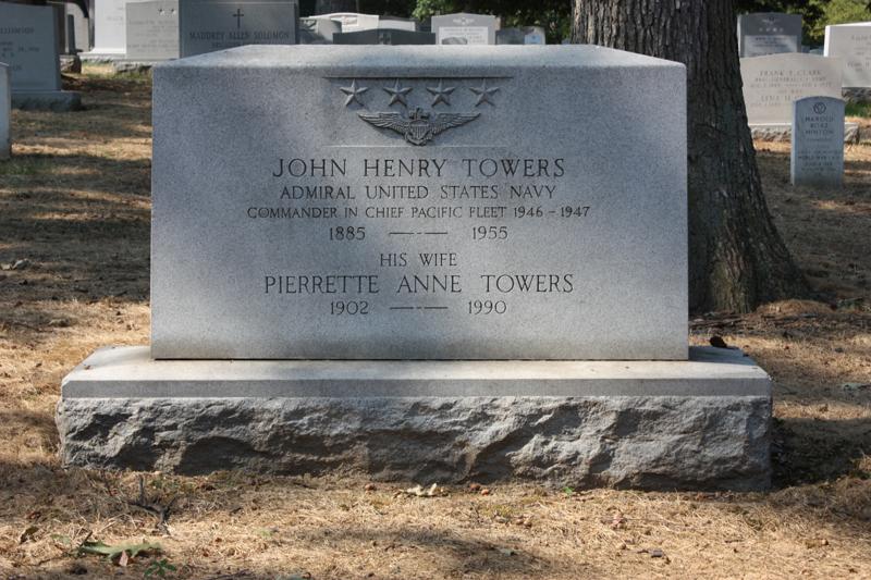 Gravesite Admiral John Towers, Arlington Cemetery